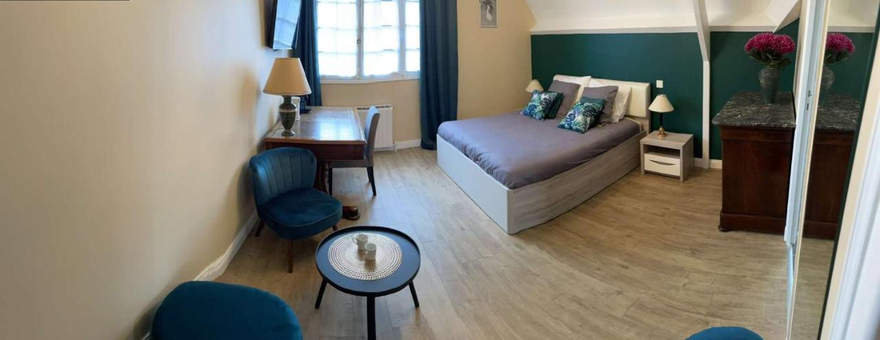 Domaine D'Aveluy Bed & Breakfast Ngoại thất bức ảnh
